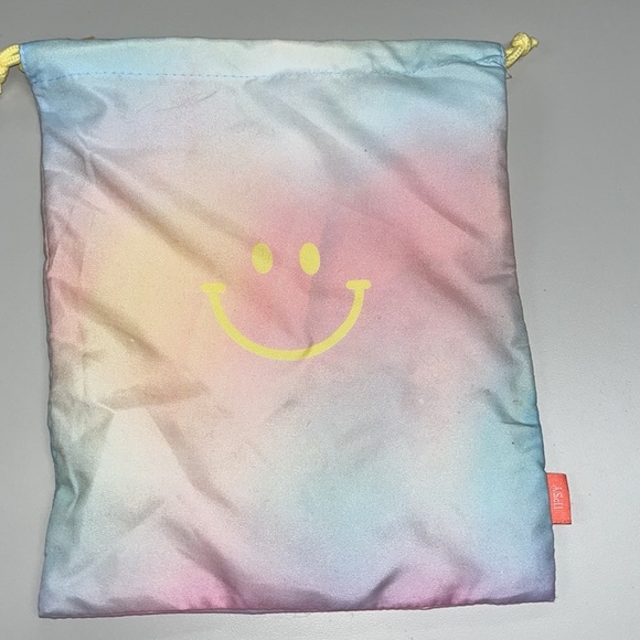 Eyelash essential bundle with bag, glue and eyeliner glue, all new unused 6 sets - Picture 8 of 9